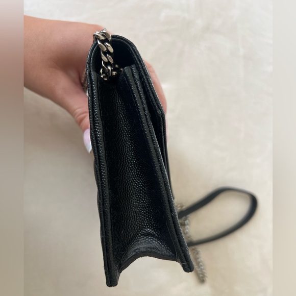 YSL Cassandre WOC - Picture 4 of 16